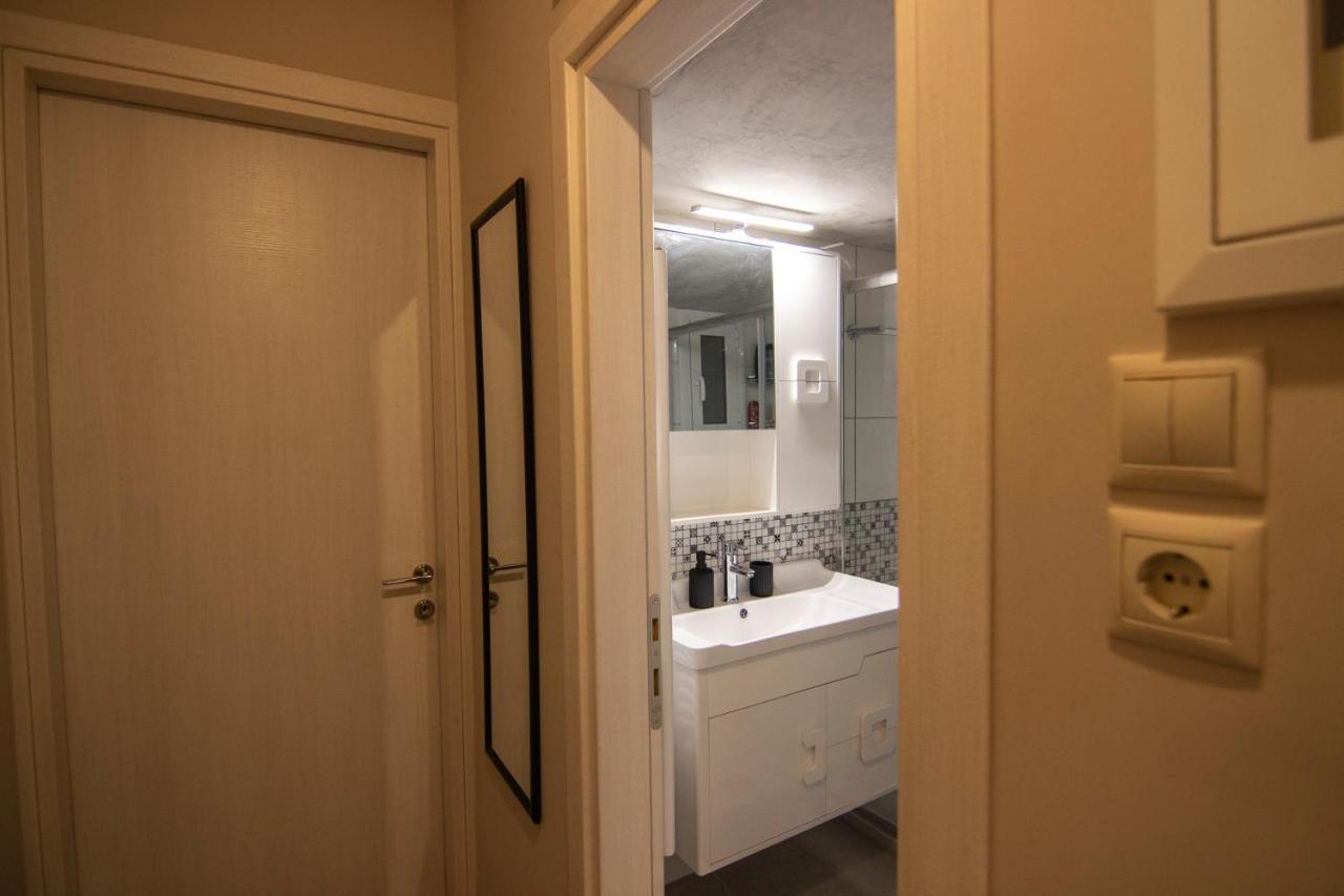 Luxury Apartment 10' From The Center! Athens Ngoại thất bức ảnh